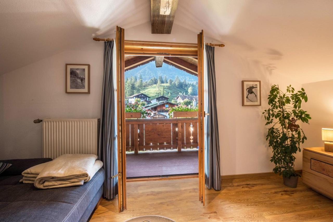 Ferienwohnung Gipfelblick Грайнау Екстериор снимка